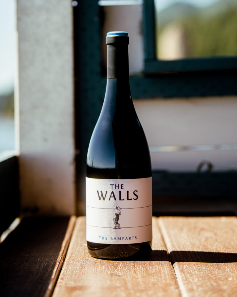 The Walls Red Blend Stanley Groovy 2019